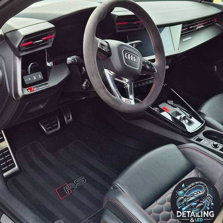 Audi RS3 — Alcantara et cuir — Detailing LED Aix-en-Provence